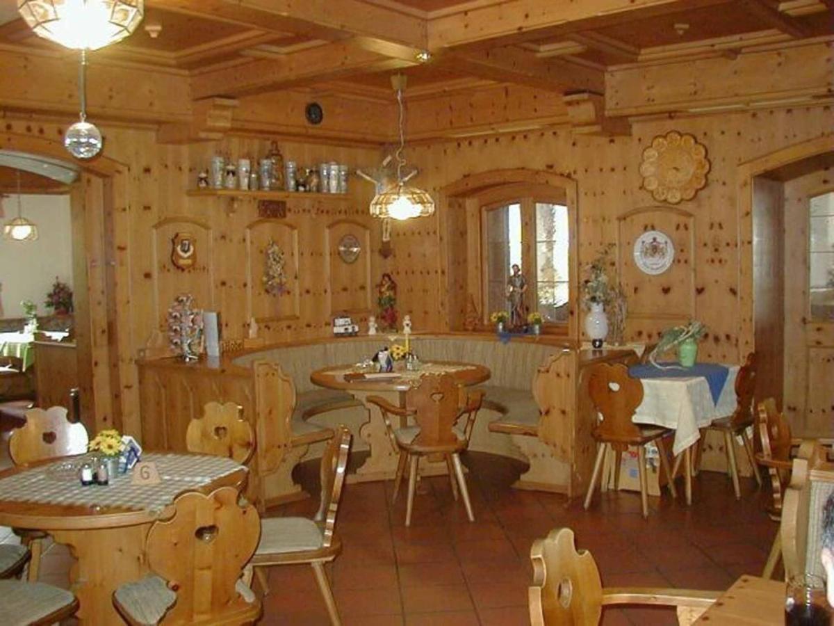 Gasthof-Metzgerei-Pension Schierlitz Rimbach  Luaran gambar